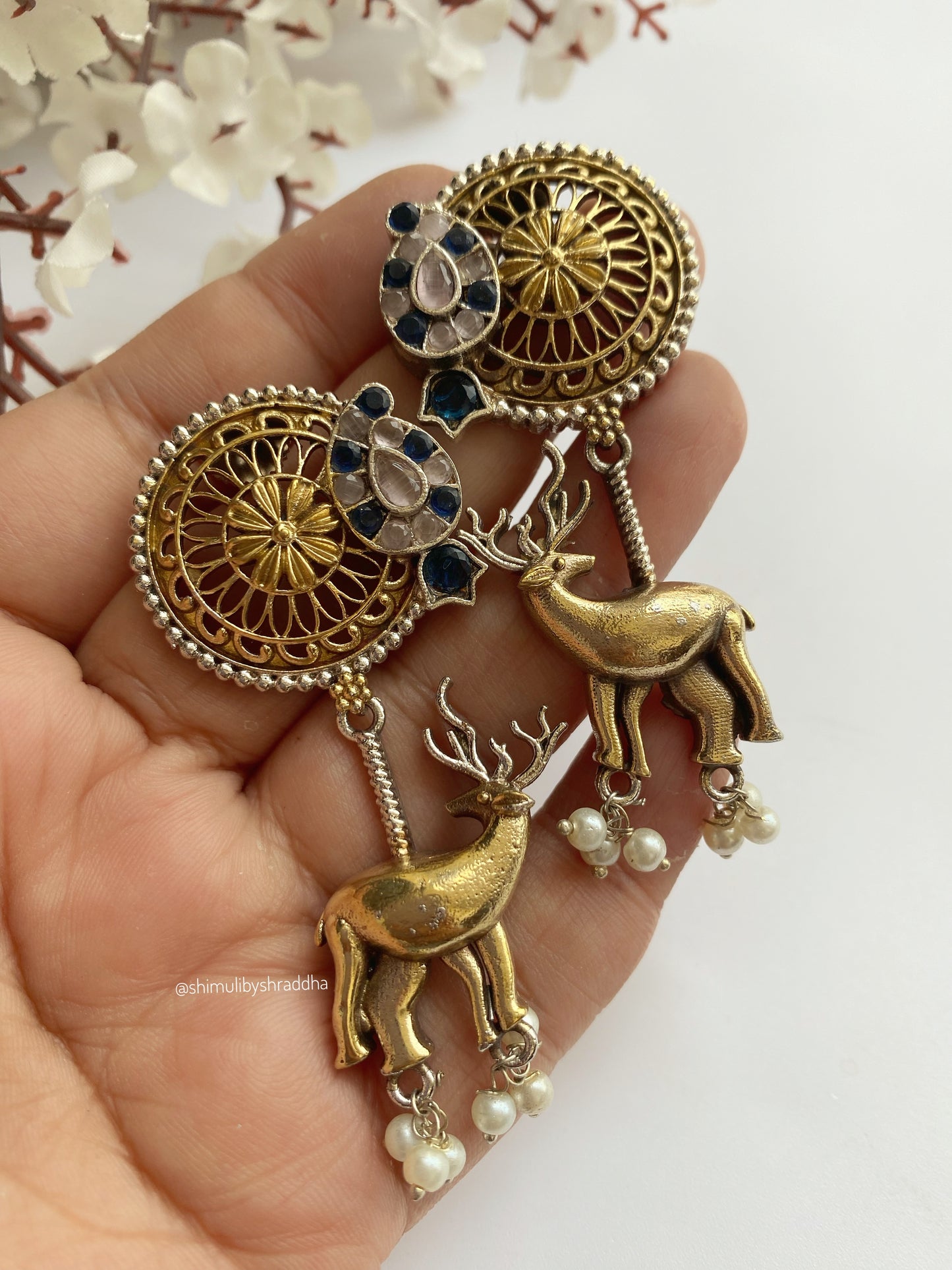 SAMIRA DUAL TONE EARRINGS