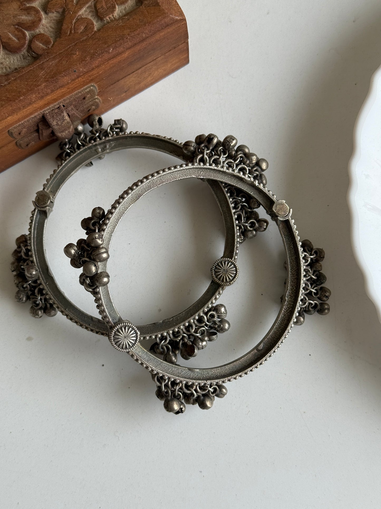 NIHARIKA GHUNGHAROO BANGLE