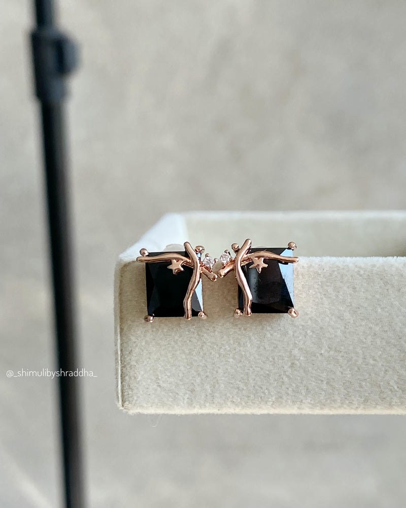 ALISON STUD EARRINGS