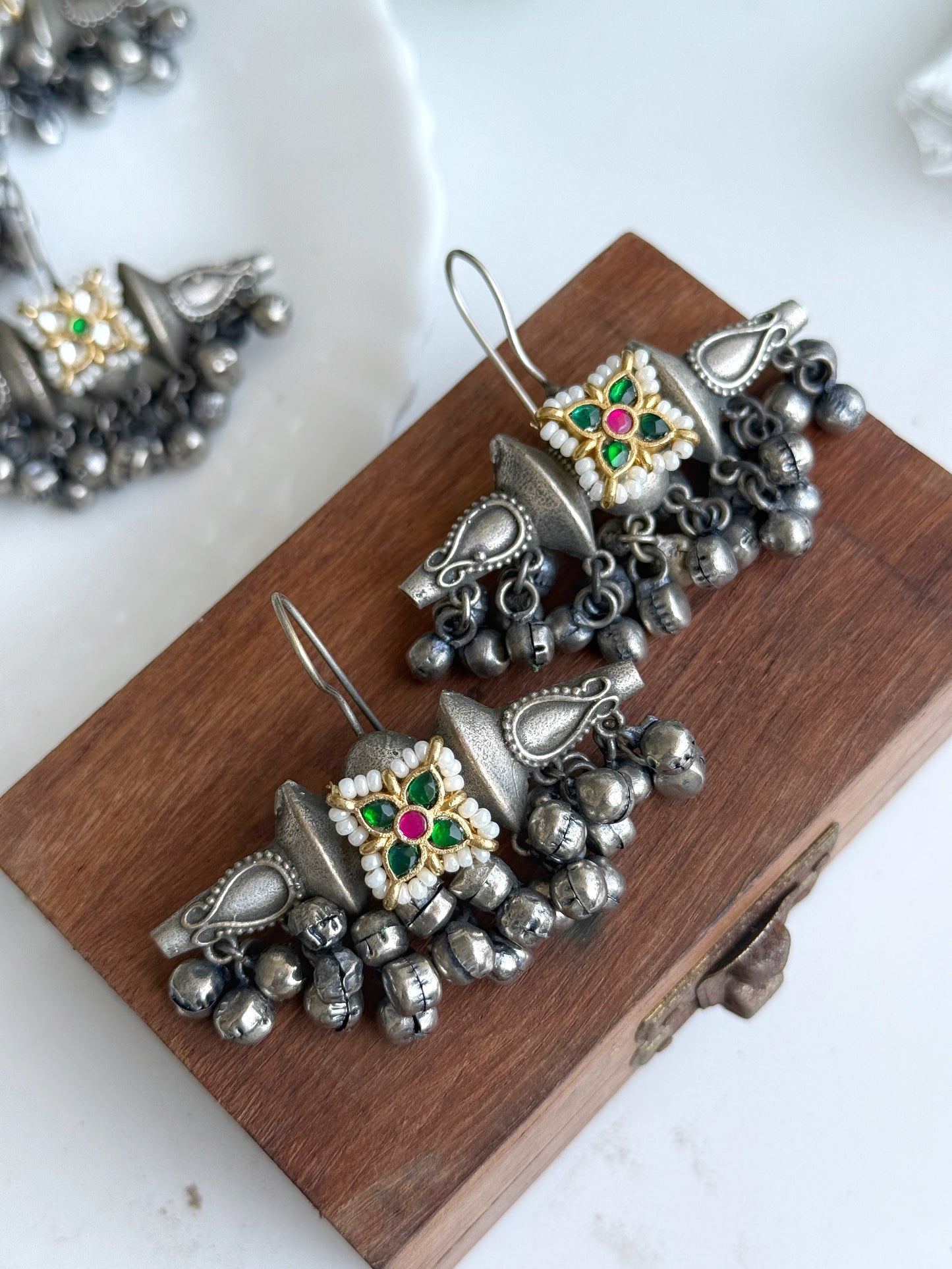 GUNJAN GHUNGHAROO FUSION EARRINGS