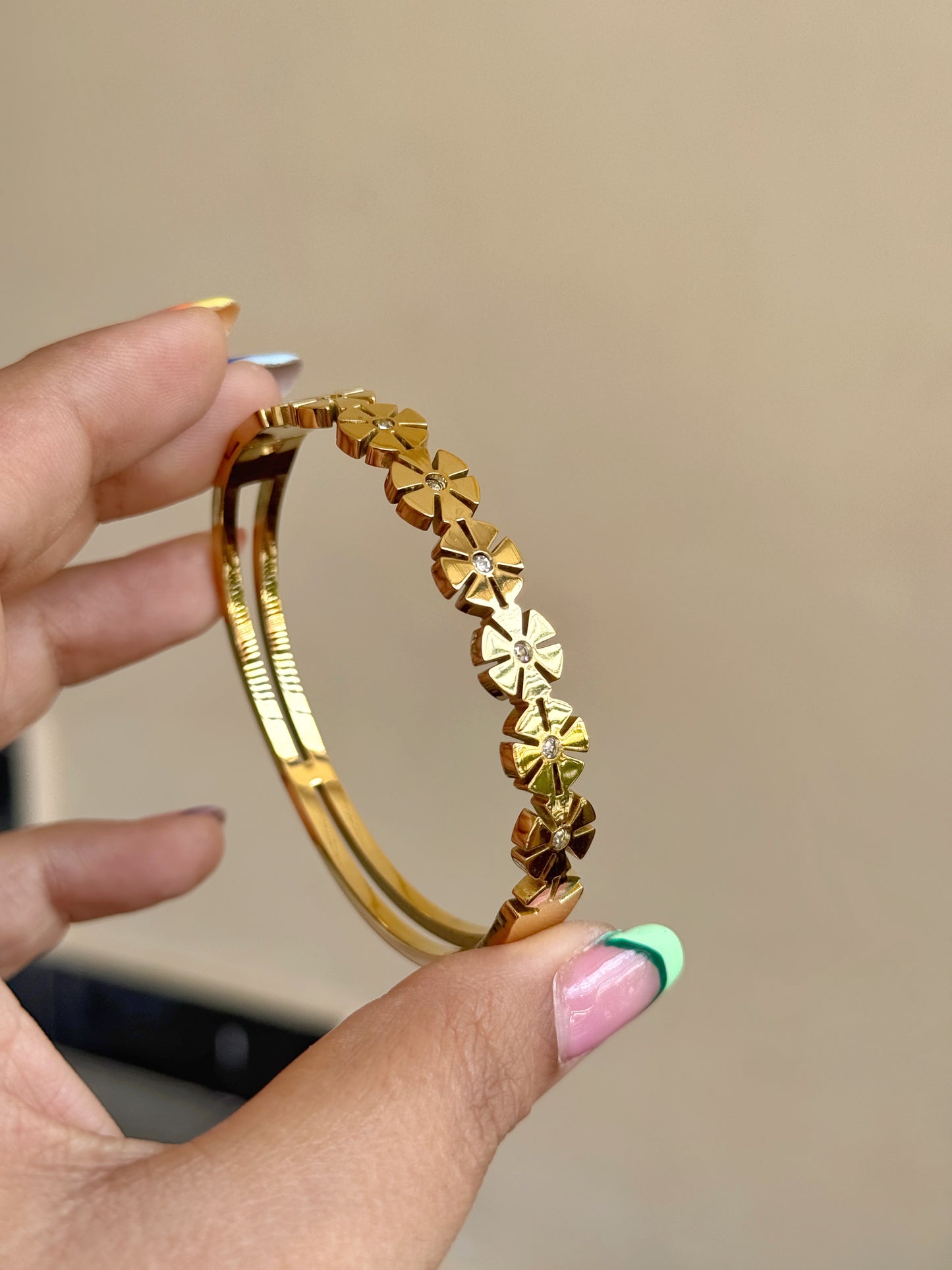 FIONA GOLDEN BRACELET
