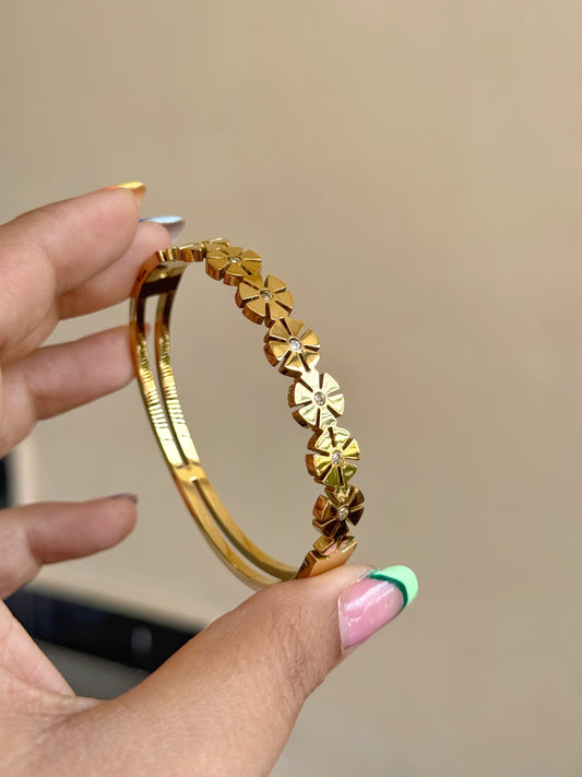 FIONA GOLDEN BRACELET