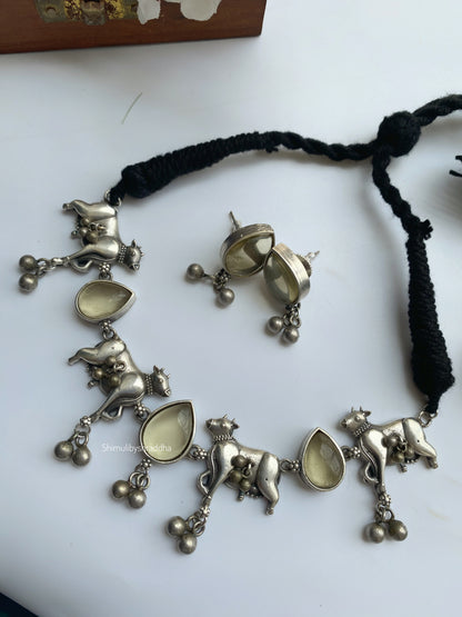 HARDIKA CHOKER SET