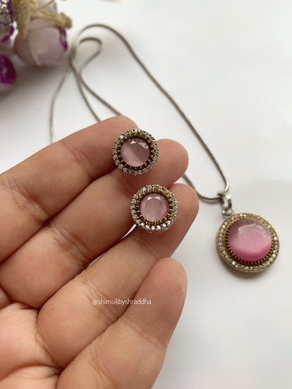 VARIKA DUAL TONE CHAIN SETS