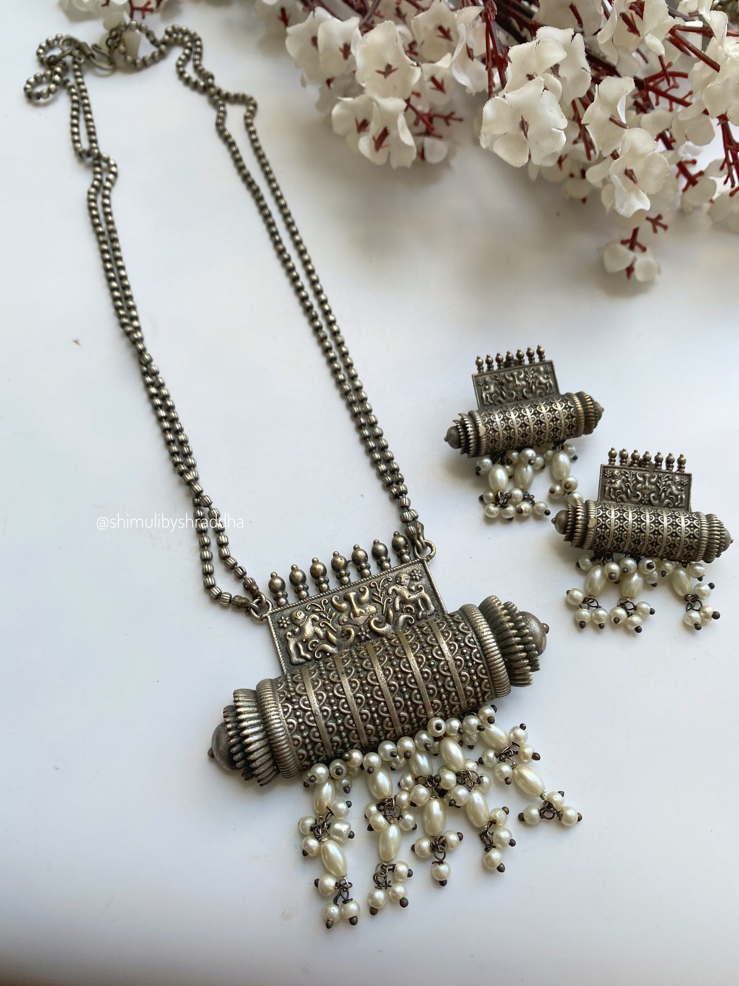 UDAYA NECKLACE SET