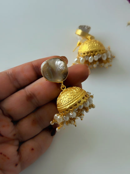 RIDDHIMA PEARL JHUMKA