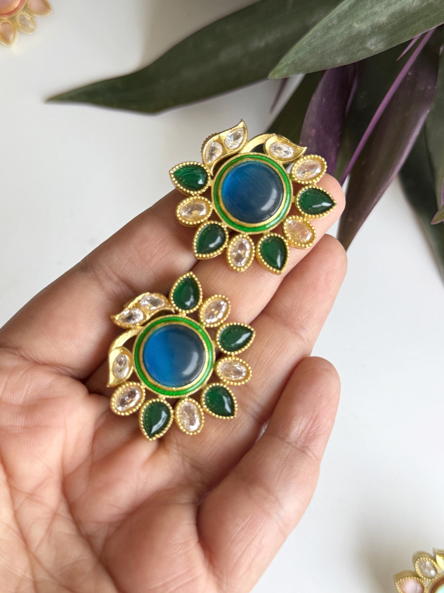 KAMAL STONE STUDS