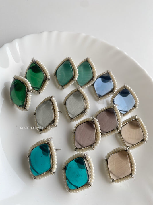 AKSHARA STUDS
