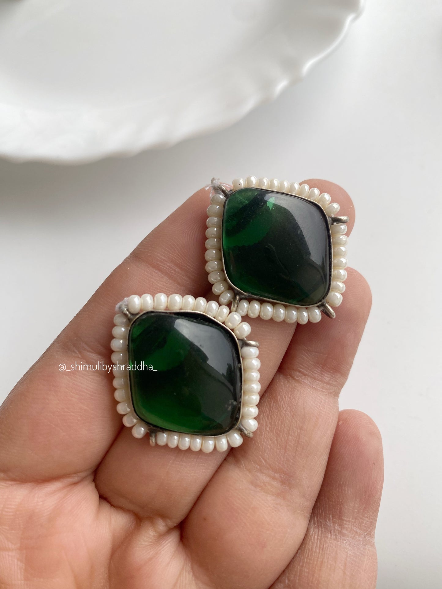 AKSHARA STUDS