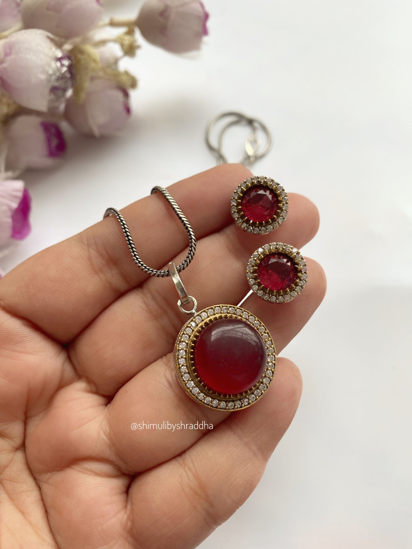 VARIKA DUAL TONE CHAIN SETS