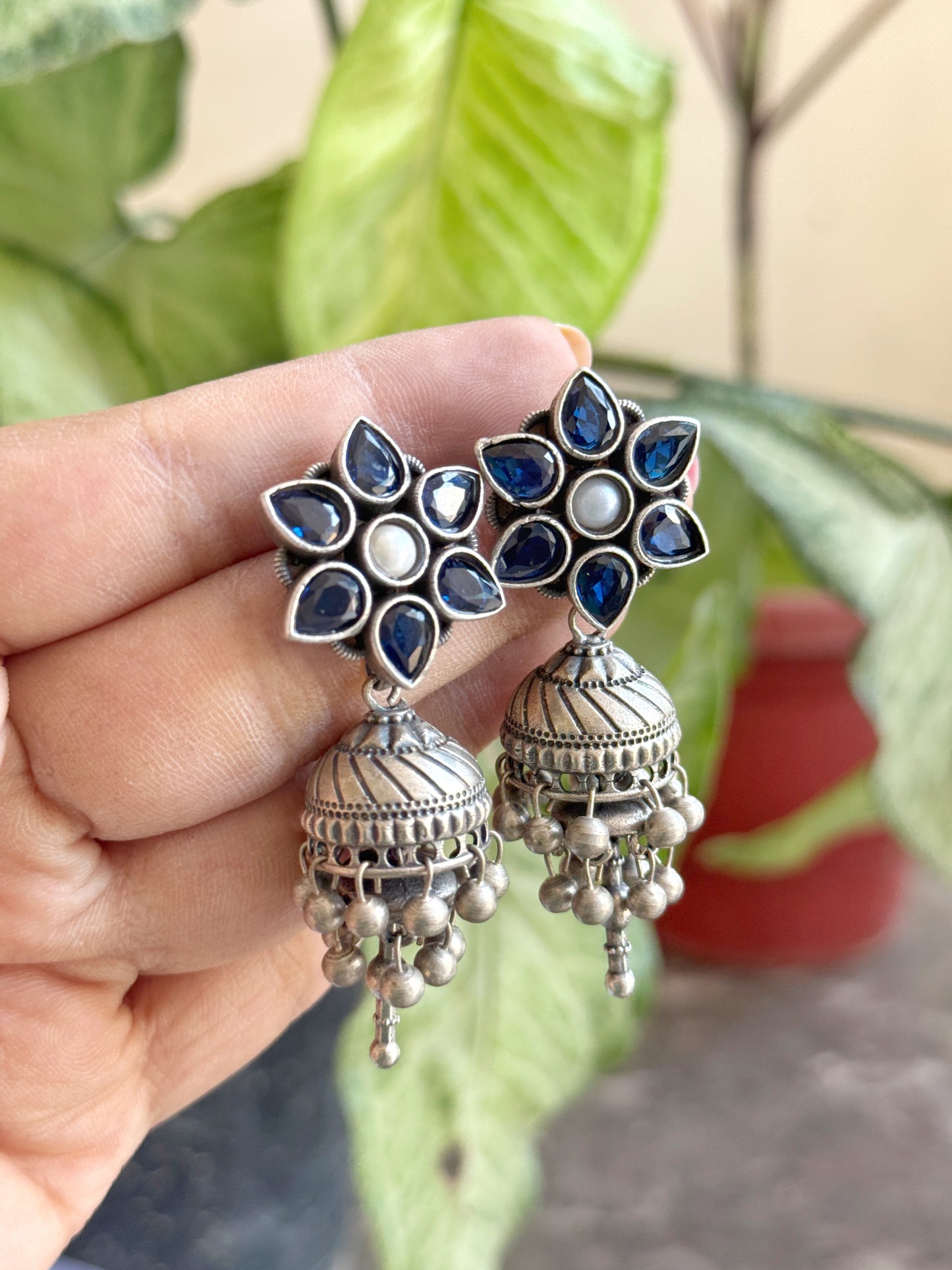 MRUDULA FLOWER JHUMKA