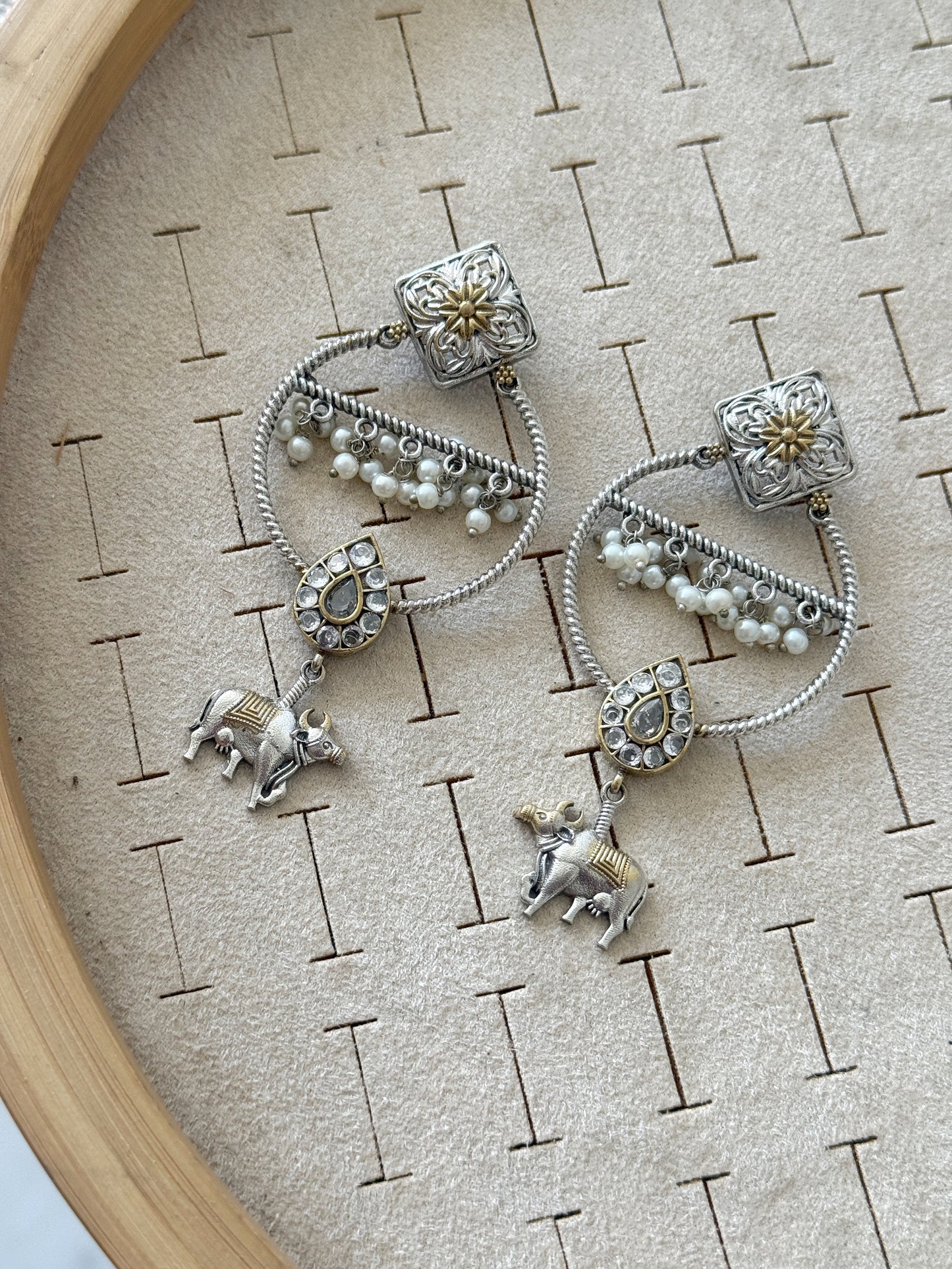 PARIZAAD EARRINGS
