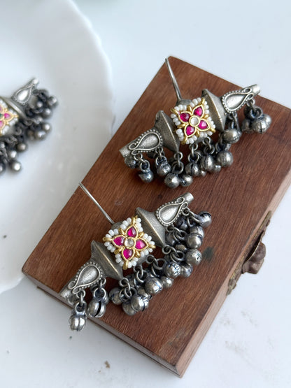 GUNJAN GHUNGHAROO FUSION EARRINGS