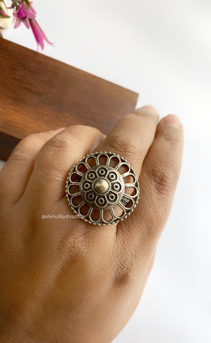 VANIKA ADJUSTABLE RINGS