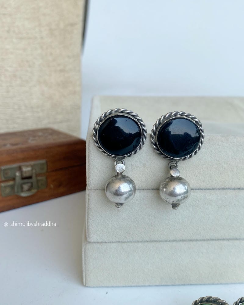 SWATI STUD EARRINGS