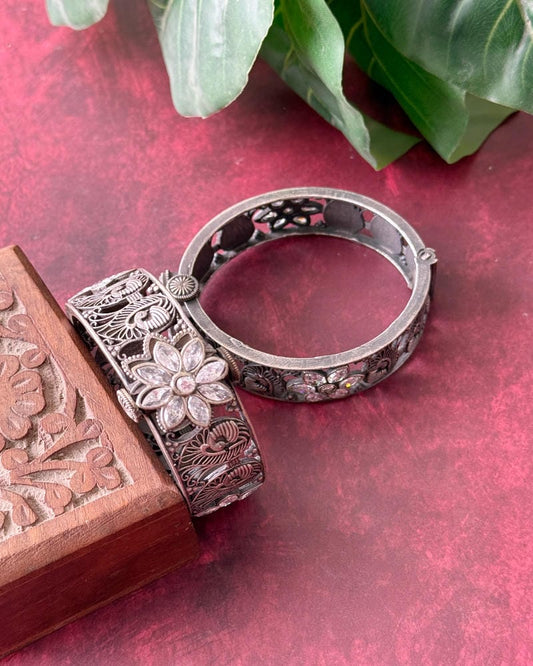 KANGANA OPENABLE BANGLE