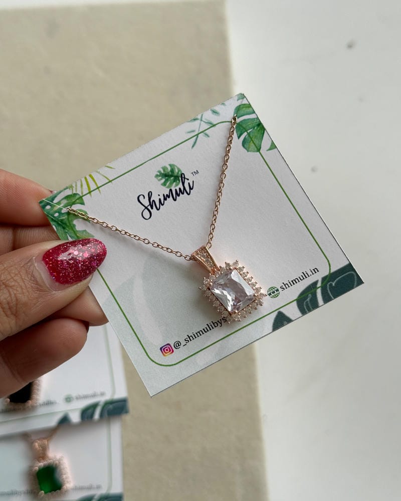 BELLA PENDENT CHAIN