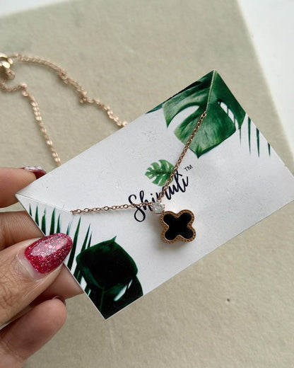ISLA CHAIN