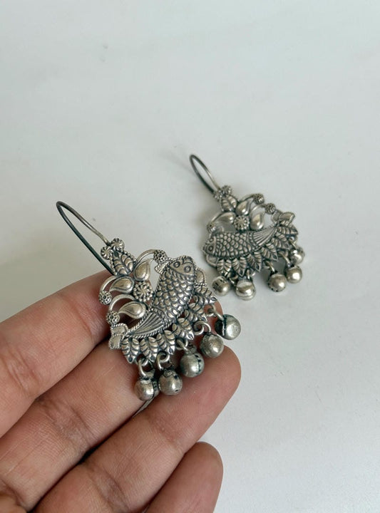 SILVERLOOKALIKE FISH EARRINGS