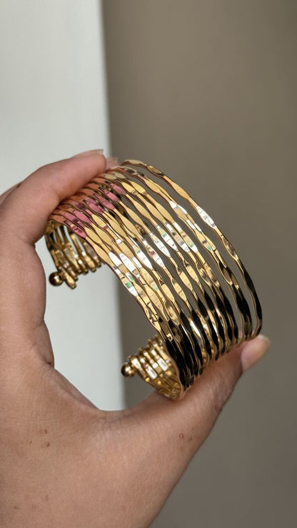 CUFF BRACELET