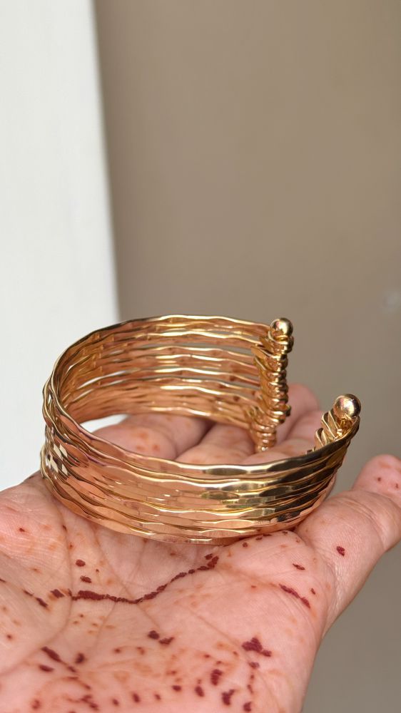 CUFF BRACELET