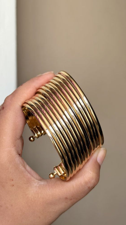CUFF BRACELET
