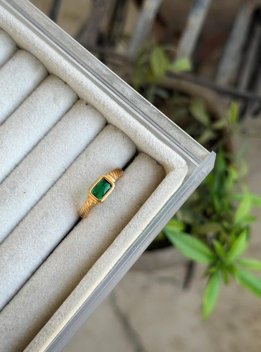 ELSIE RINGS